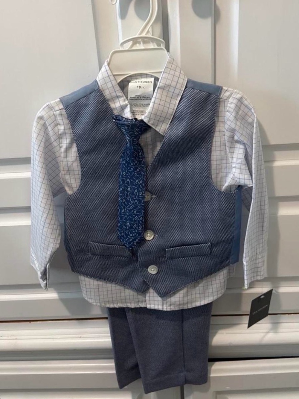 Van Heusen Boys Blue Vest and Patterned Tie Set Size 18m